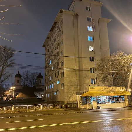 Ceronav Studio Apartment Galati  Luaran gambar