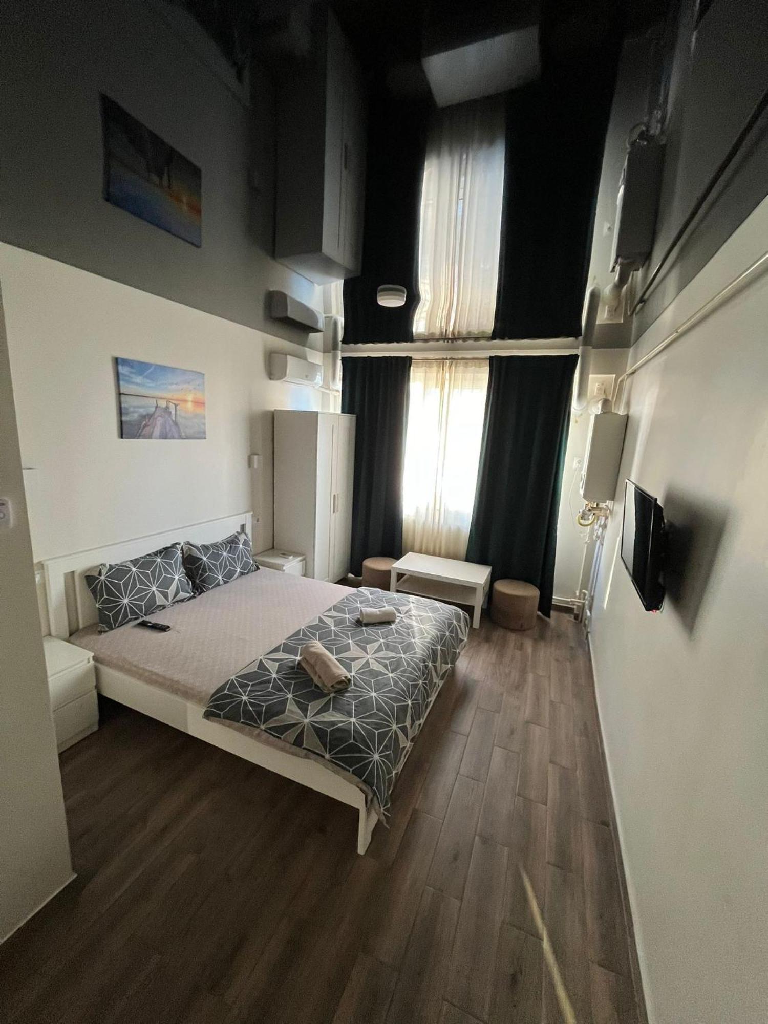 Ceronav Studio Apartment Galati  Luaran gambar